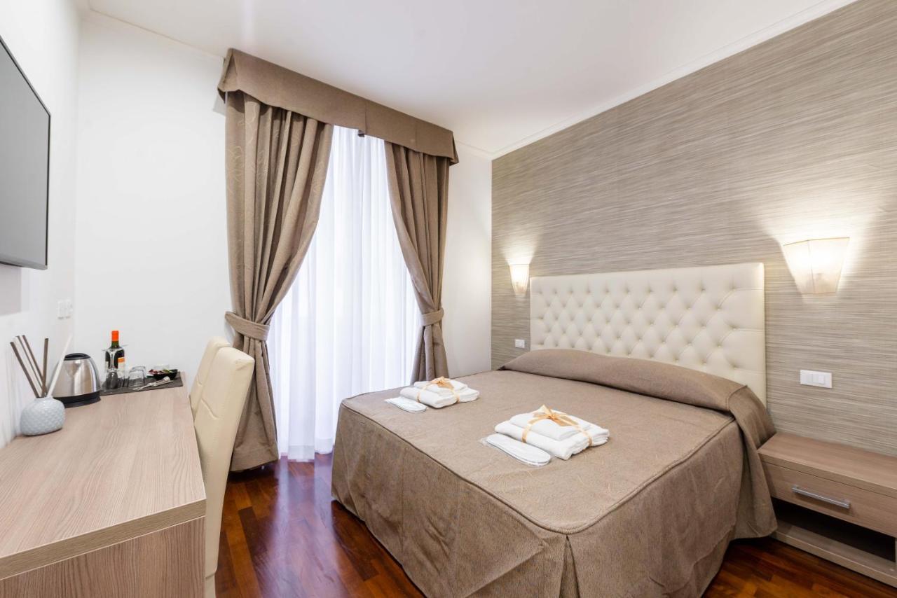 Cheri Luxury * Rome