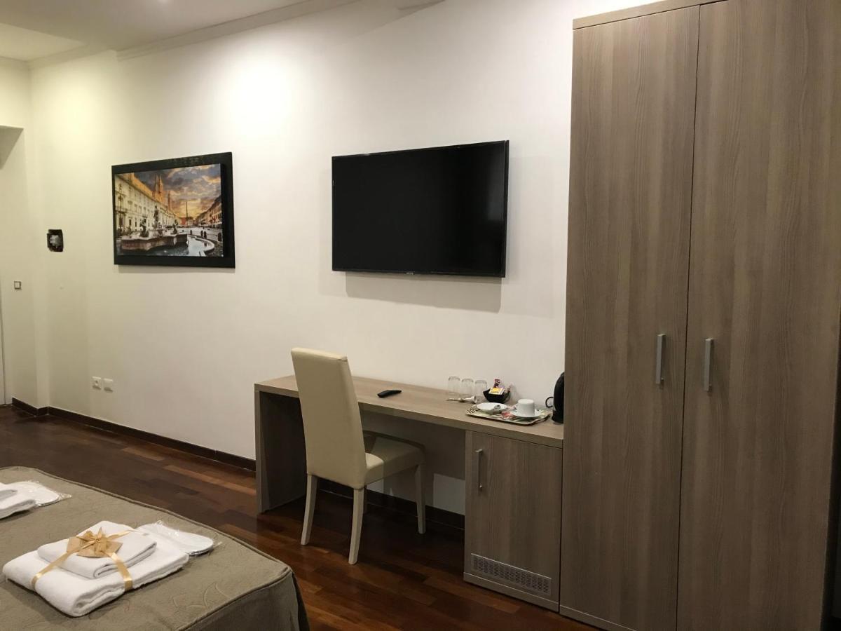 Cheri Luxury * Rome